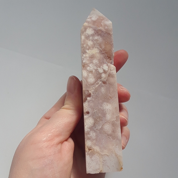 Pink Amethyst Tower - Picture 4 of 4